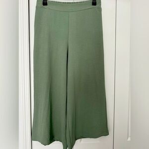 Women's Green Wide-Leg Pants